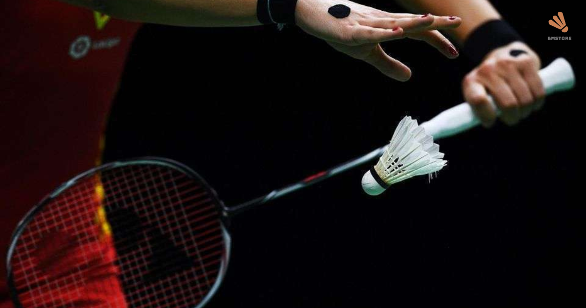 Quần Áo Cầu Lông Li-Ning Chính Hãng – 1 số Lựa Chọn Hoàn Hảo 2 bìa Quần Áo Cầu Lông Li-Ning Chính Hãng – 1 số Lựa Chọn Hoàn Hảo